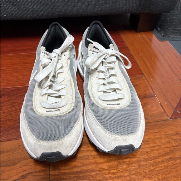 Nike Waffle One shoes - Picture 1 of 2